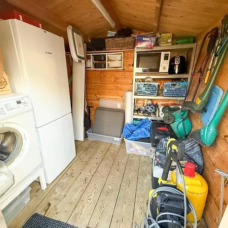 Tinyhouse Mit Feuerstelle Capfun De Bongerd